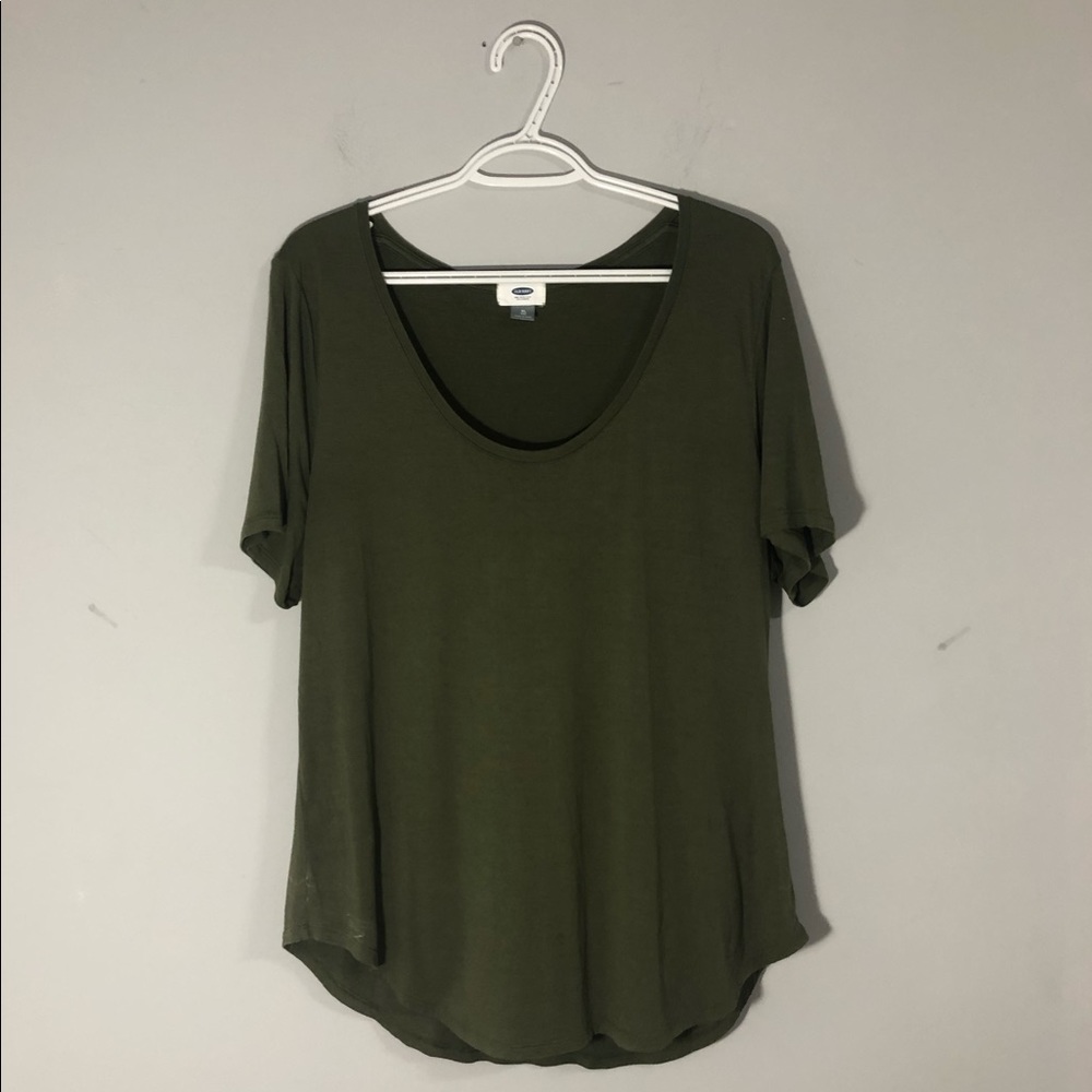 Old Navy army green tee